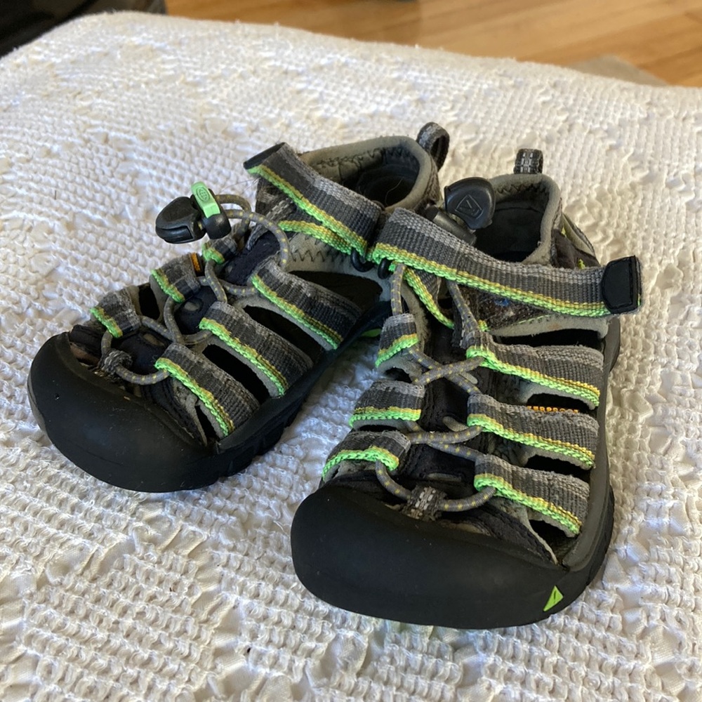 Keen Newport hiking sandals